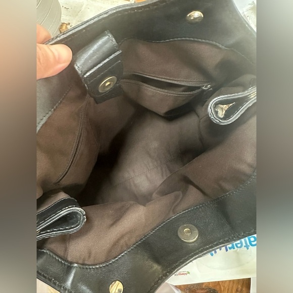 GUCCI GG Canvas Sukey Purse - Picture 4 of 14